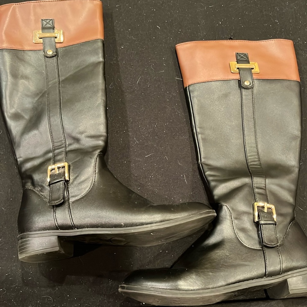 Unbranded woman’s 2 tone boots low heel size 8